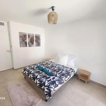 Maraval Yourhostehelper Apartment *